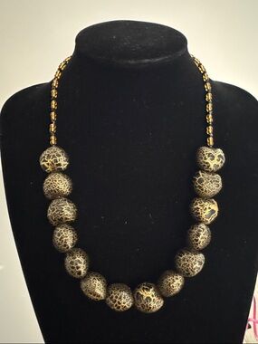Gold and Black Crackle Bead Necklace - Women Jewelry